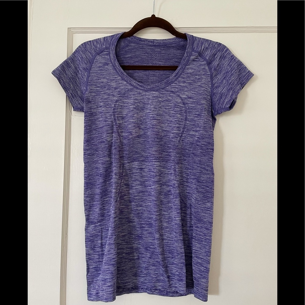 Lululemon top